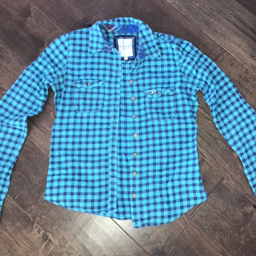 Gilly Hicks blue button down